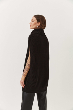 Жилетка женская вязаная "BLACK JACQUELINE"