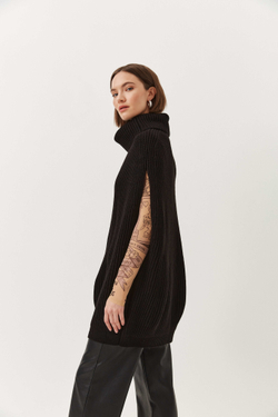 Жилетка женская вязаная "BLACK JACQUELINE"