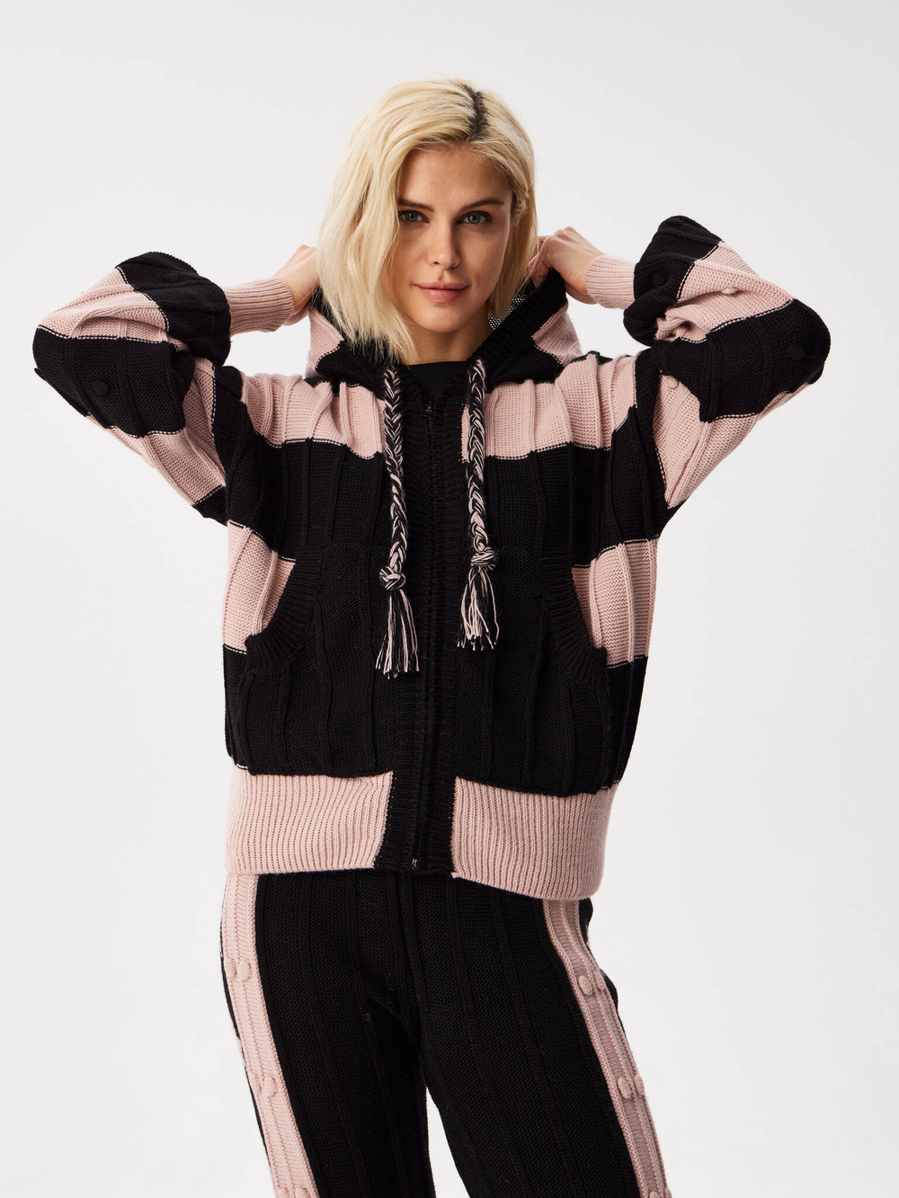 Костюм женский вязаный "BOHO"