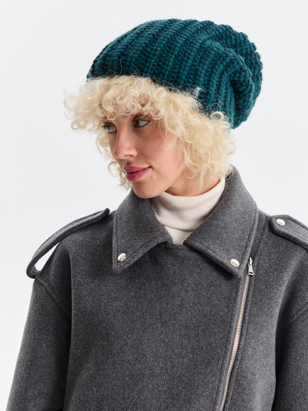 Шапка женская "EMERALD OVERSIZE"