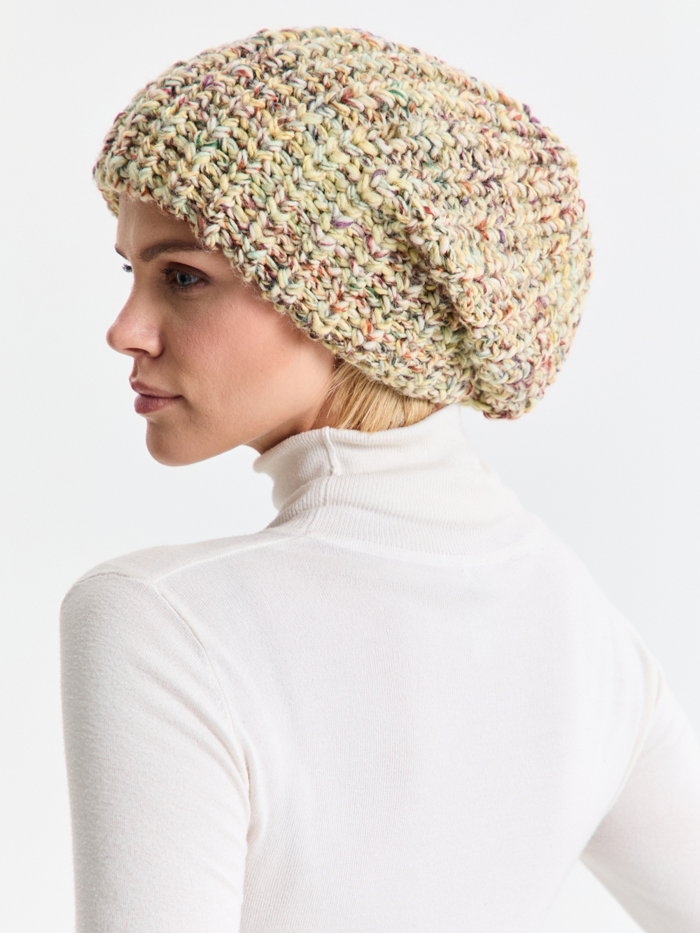 Шапка женская "YELLOW OVERSIZE"