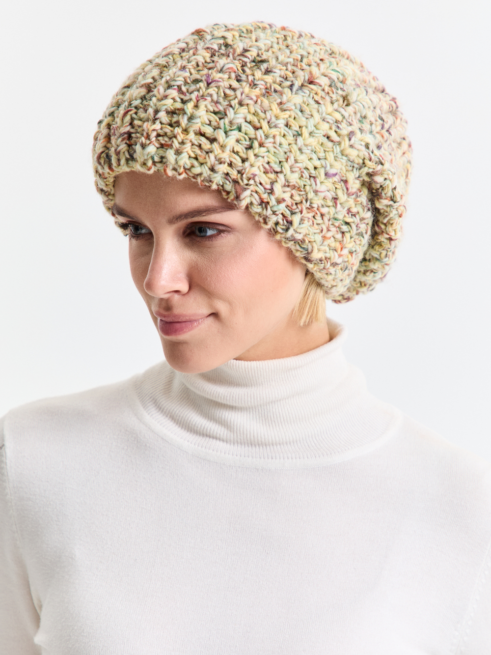 Шапка женская "YELLOW OVERSIZE"