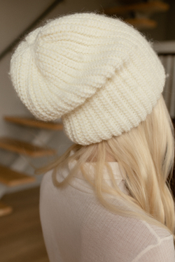 Шапка женская "WHITE LONDON"