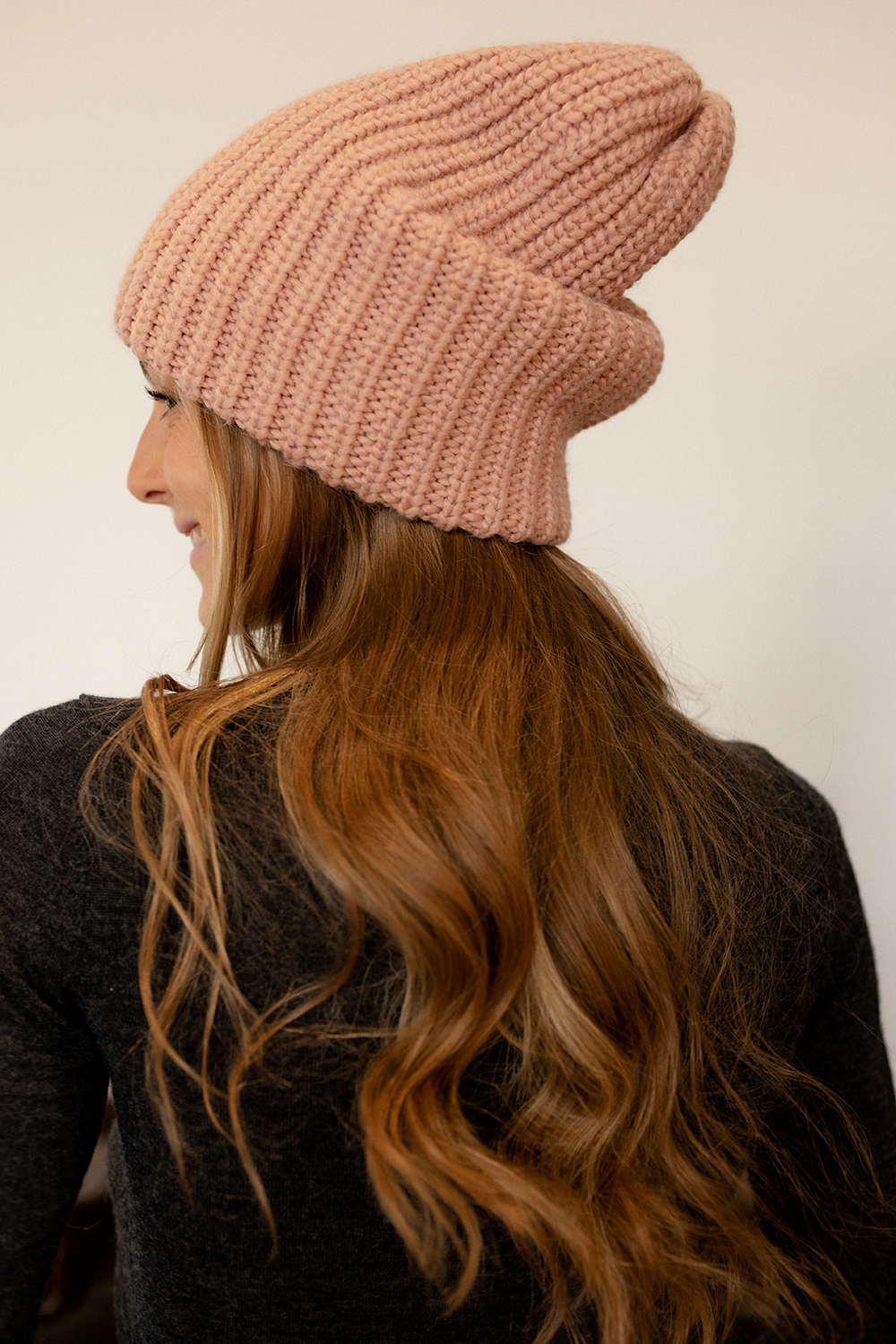 Шапка женская "PEACH LONDON"