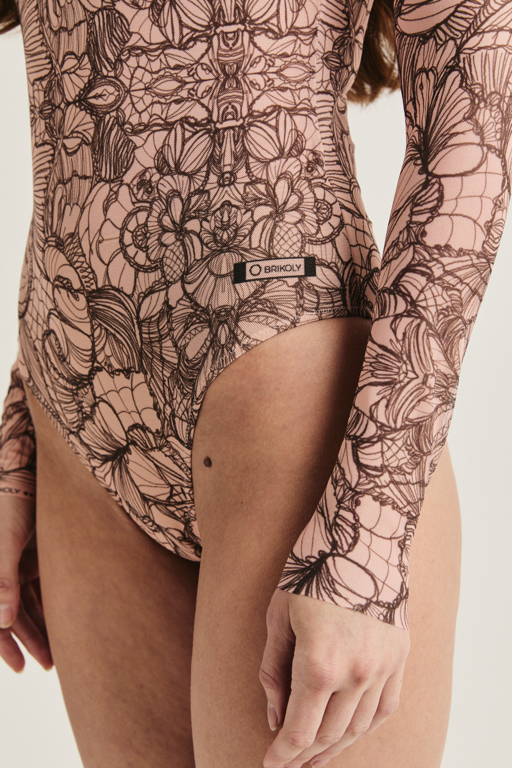 Купальник для загара с длинным рукавом "LACE"