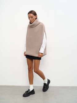 Жилетка женская вязаная "PEARL JACQUELINE"