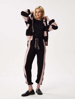 Костюм женский вязаный "BOHO"