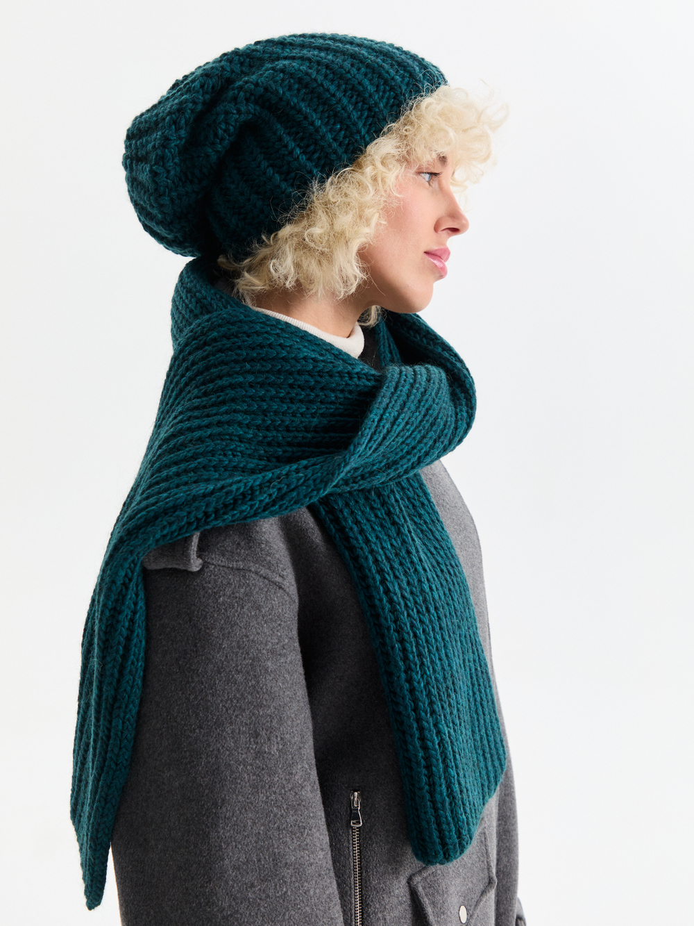 Шапка женская "EMERALD OVERSIZE"