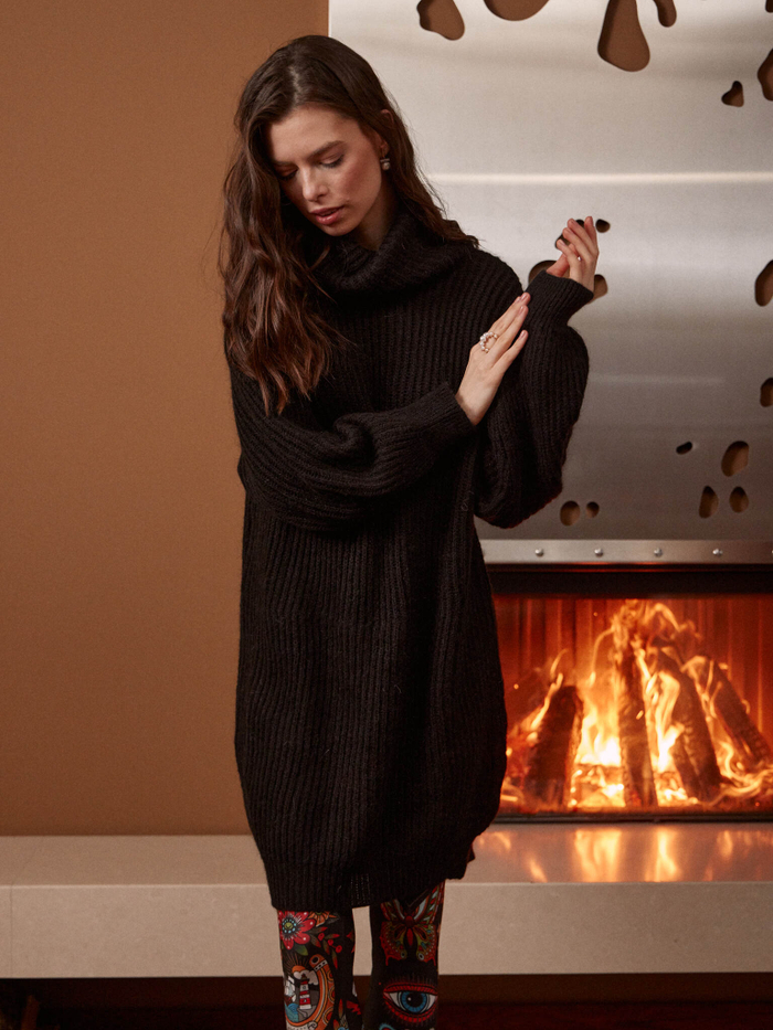 Свитер женский "BLACK"