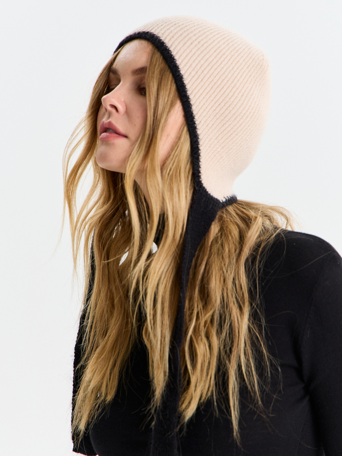 Шапка-чепчик женский "CREAM"