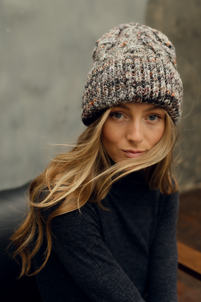 Шапка женская "FOGGY TOKYO"