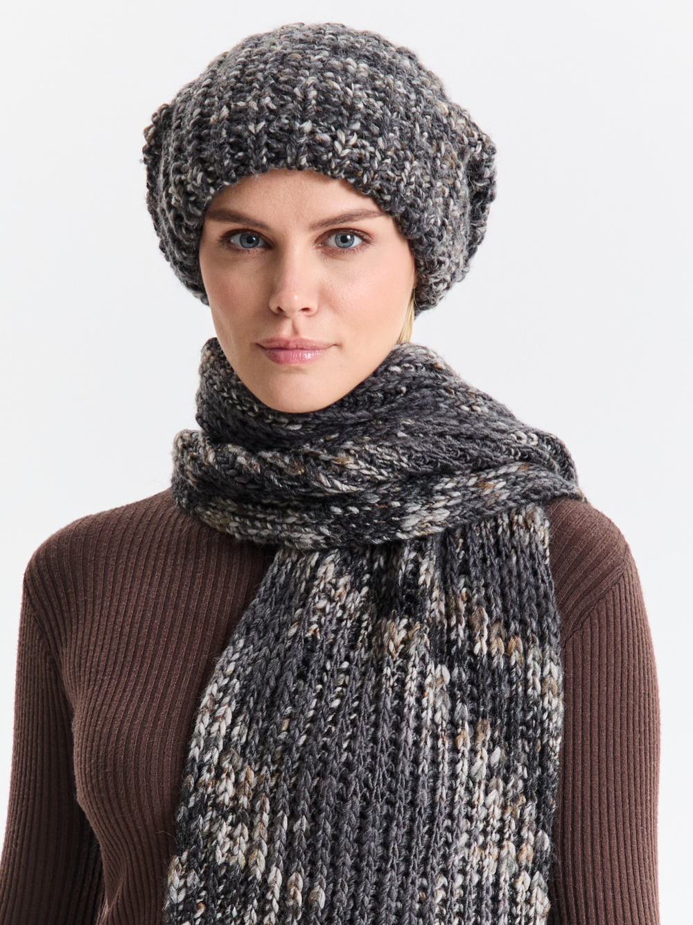 Шапка женская "OVERSIZE DARK GRAY"