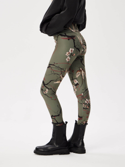 Леггинсы женские зимние с начесом "MOON"