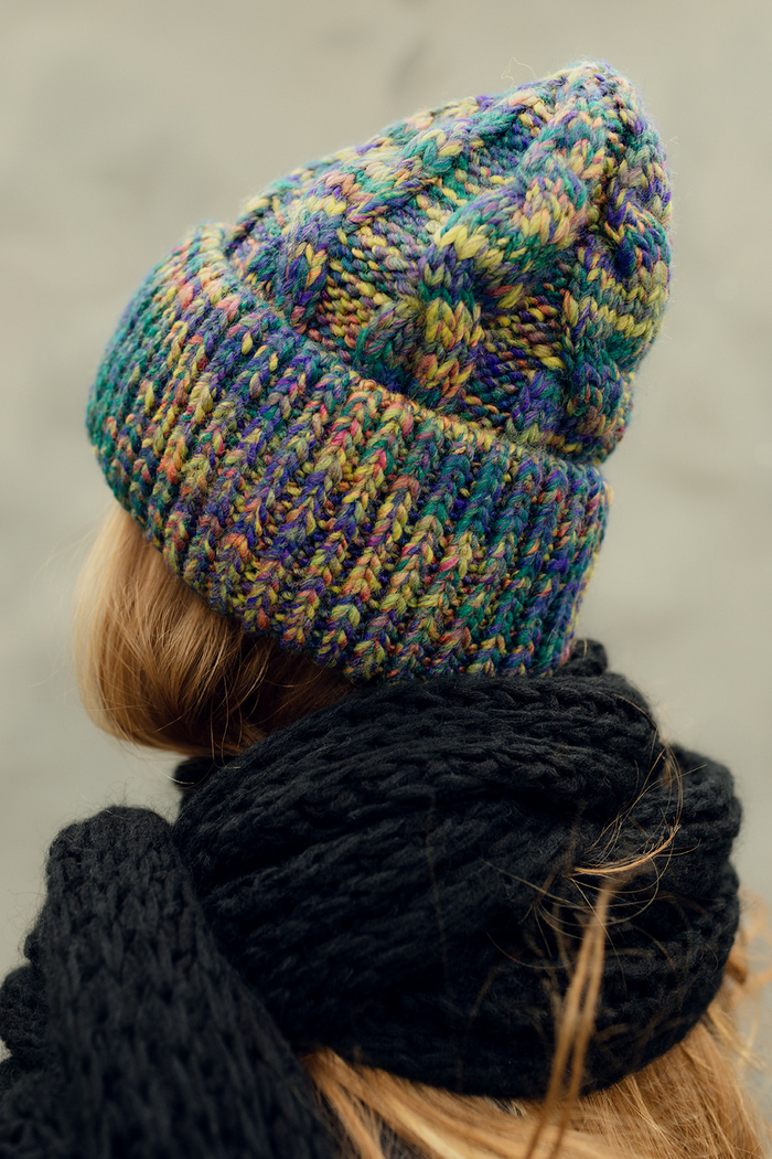 Шапка женская "RAINBOW TOKYO"