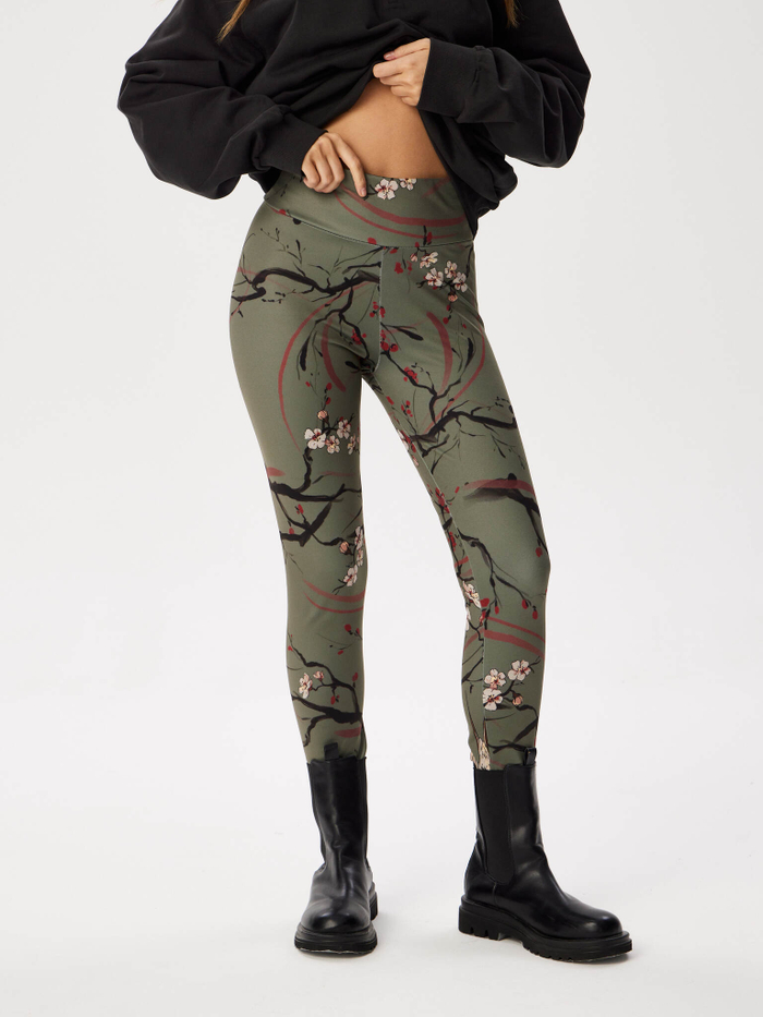 Леггинсы женские зимние с начесом "MOON"