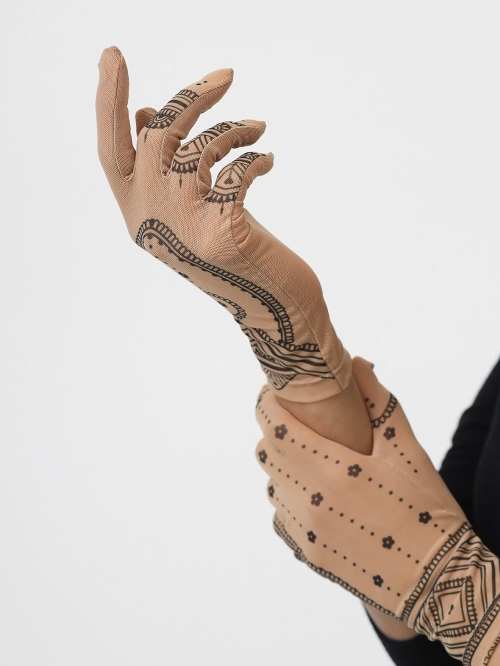 Перчатки женские "Henna"