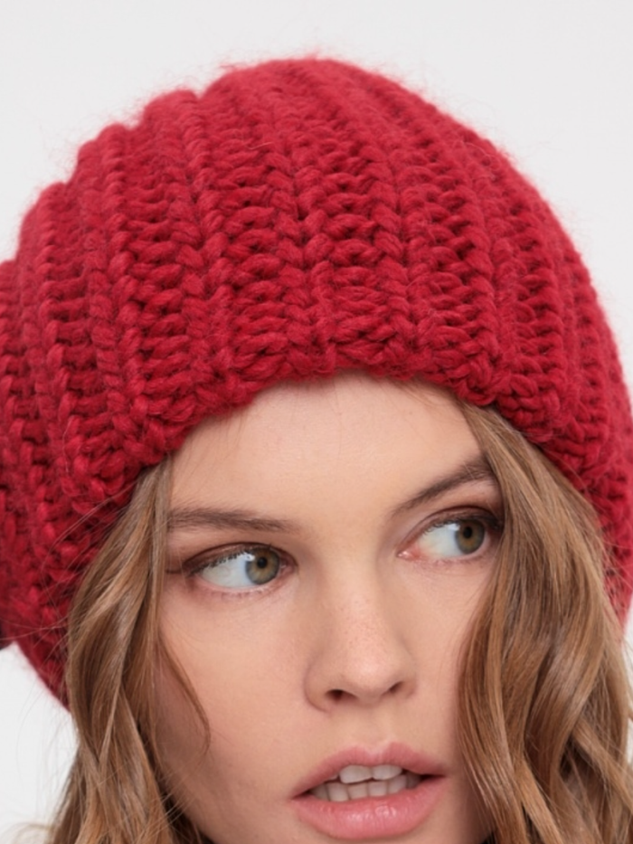 Шапка женская "CHERRY OVERSIZE"