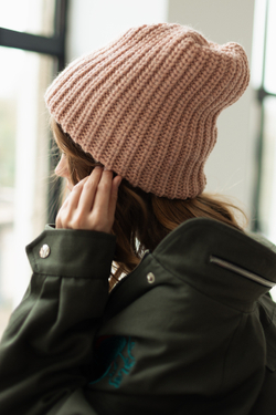 Шапка женская "PEACH LONDON"